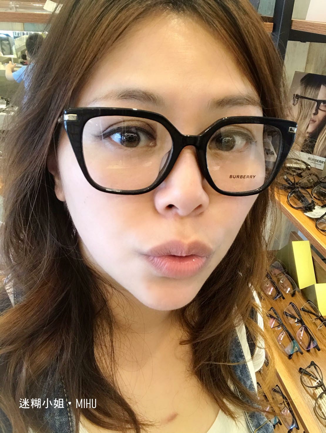 貴婦級的眼鏡行!新莊「鏡善鏡美」配眼鏡送剪頭髮與下午茶,還有 貴婦級的眼鏡行!新莊「鏡善鏡美」配眼鏡送剪頭髮與下午茶,還有