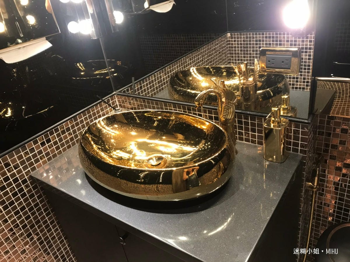 貴婦級的眼鏡行!新莊「鏡善鏡美」配眼鏡送剪頭髮與下午茶,還有 貴婦級的眼鏡行!新莊「鏡善鏡美」配眼鏡送剪頭髮與下午茶,還有