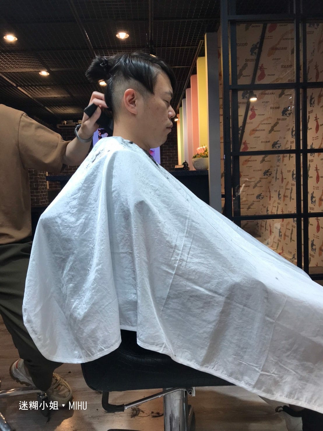 貴婦級的眼鏡行!新莊「鏡善鏡美」配眼鏡送剪頭髮與下午茶,還有 貴婦級的眼鏡行!新莊「鏡善鏡美」配眼鏡送剪頭髮與下午茶,還有
