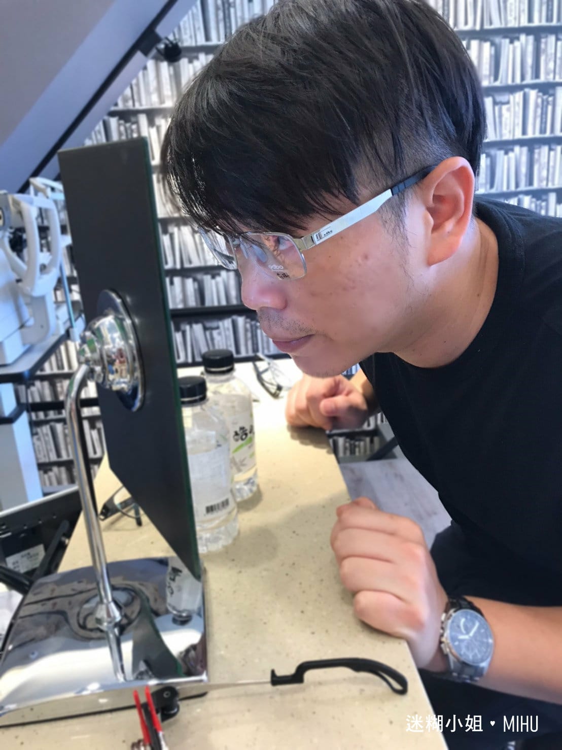 貴婦級的眼鏡行!新莊「鏡善鏡美」配眼鏡送剪頭髮與下午茶,還有 貴婦級的眼鏡行!新莊「鏡善鏡美」配眼鏡送剪頭髮與下午茶,還有
