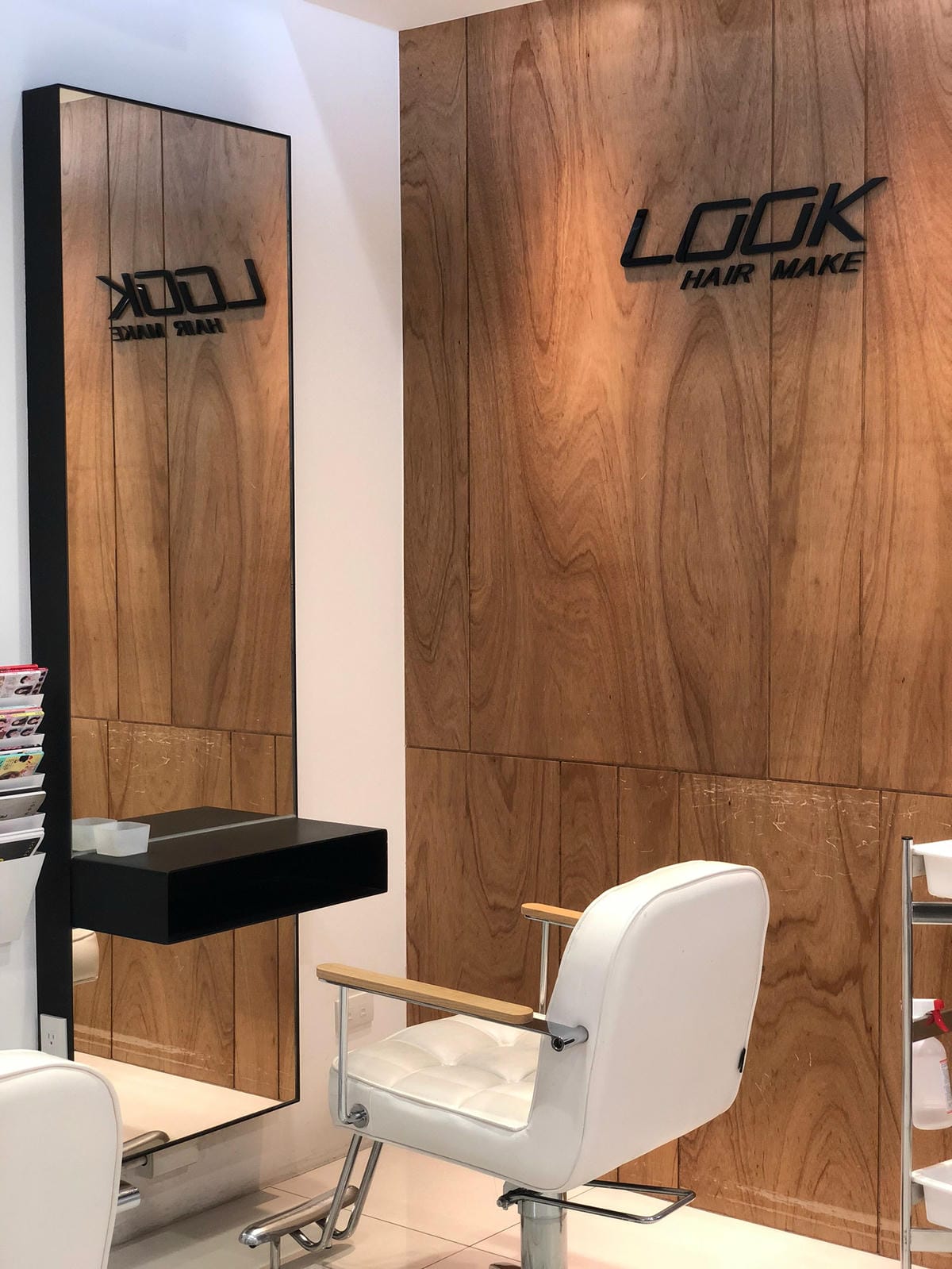 LOOKHAIR22_03.jpg LOOKHAIR22_03.jpg