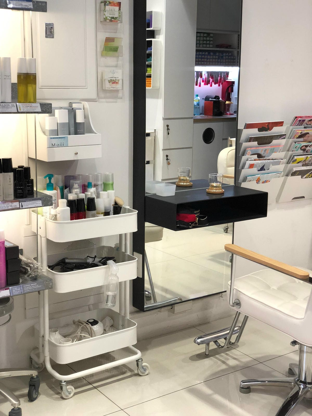 LOOKHAIR22_04.jpg LOOKHAIR22_04.jpg