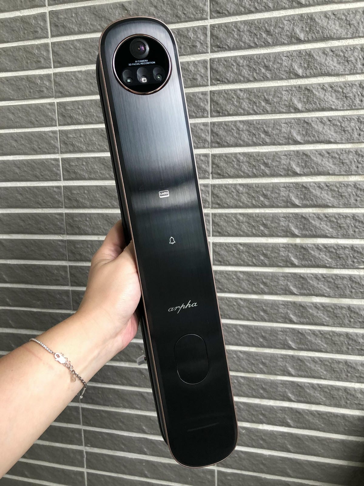 人臉辨識智慧電子鎖!遠端開門、貓眼監控、解放雙手,從此不用帶 人臉辨識智慧電子鎖!遠端開門、貓眼監控、解放雙手,從此不用帶