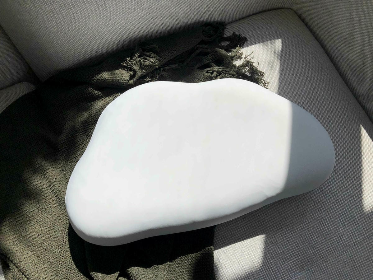 超好睡!落枕救星!柔軟舒服就像雲朵太空人等級的記憶棉:YU 超好睡!落枕救星!柔軟舒服就像雲朵太空人等級的記憶棉:YU
