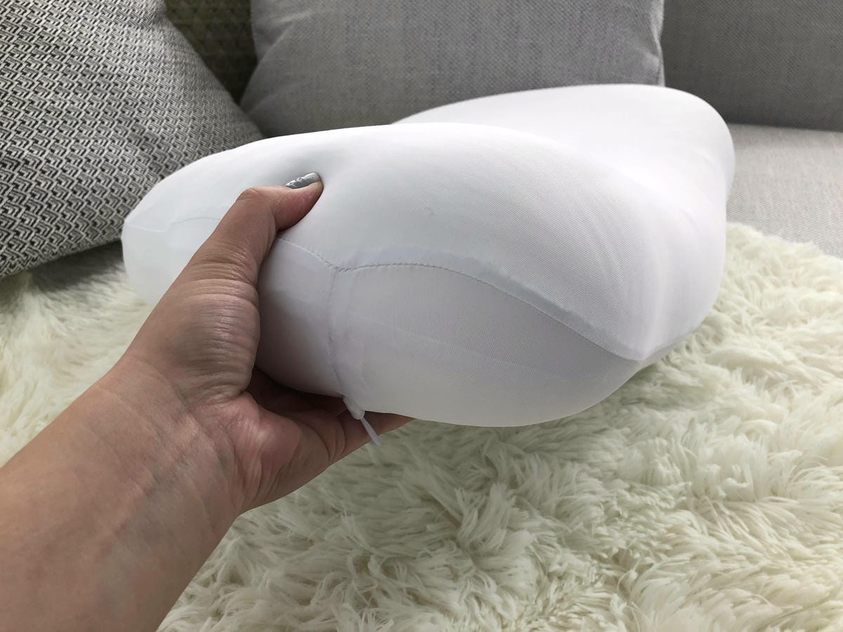 超好睡!落枕救星!柔軟舒服就像雲朵太空人等級的記憶棉:YU 超好睡!落枕救星!柔軟舒服就像雲朵太空人等級的記憶棉:YU