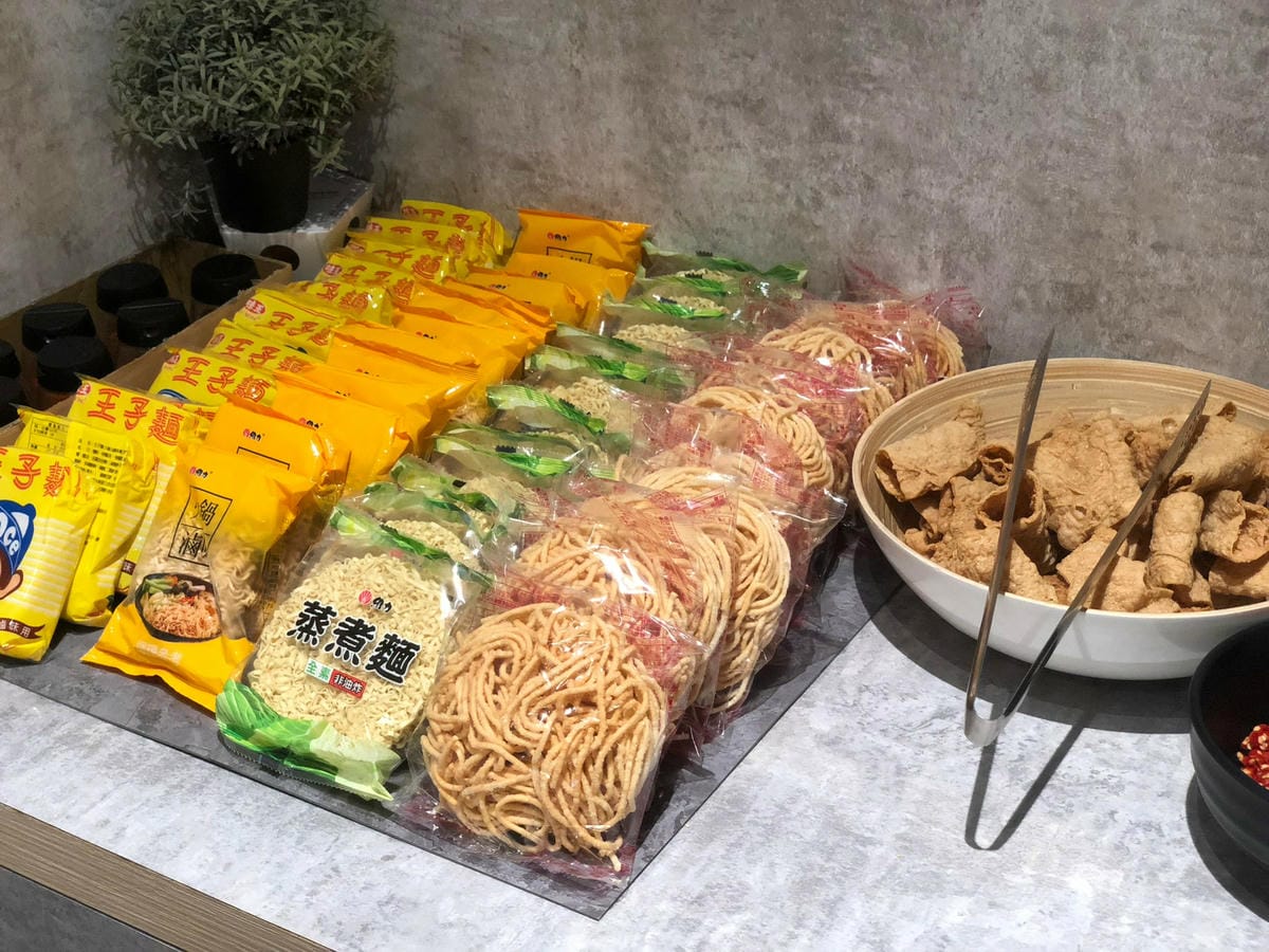 (已停業)桃園藝文特區:和牛火鍋壽喜燒799吃到飽!喜喜鍋 (已停業)桃園藝文特區:和牛火鍋壽喜燒799吃到飽!喜喜鍋