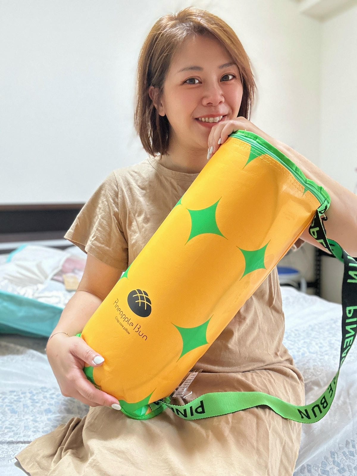 菠蘿枕頭/鳳梨枕頭,最可愛的羽絨枕你買了沒!網路近萬分好評賣 菠蘿枕頭/鳳梨枕頭,最可愛的羽絨枕你買了沒!網路近萬分好評賣