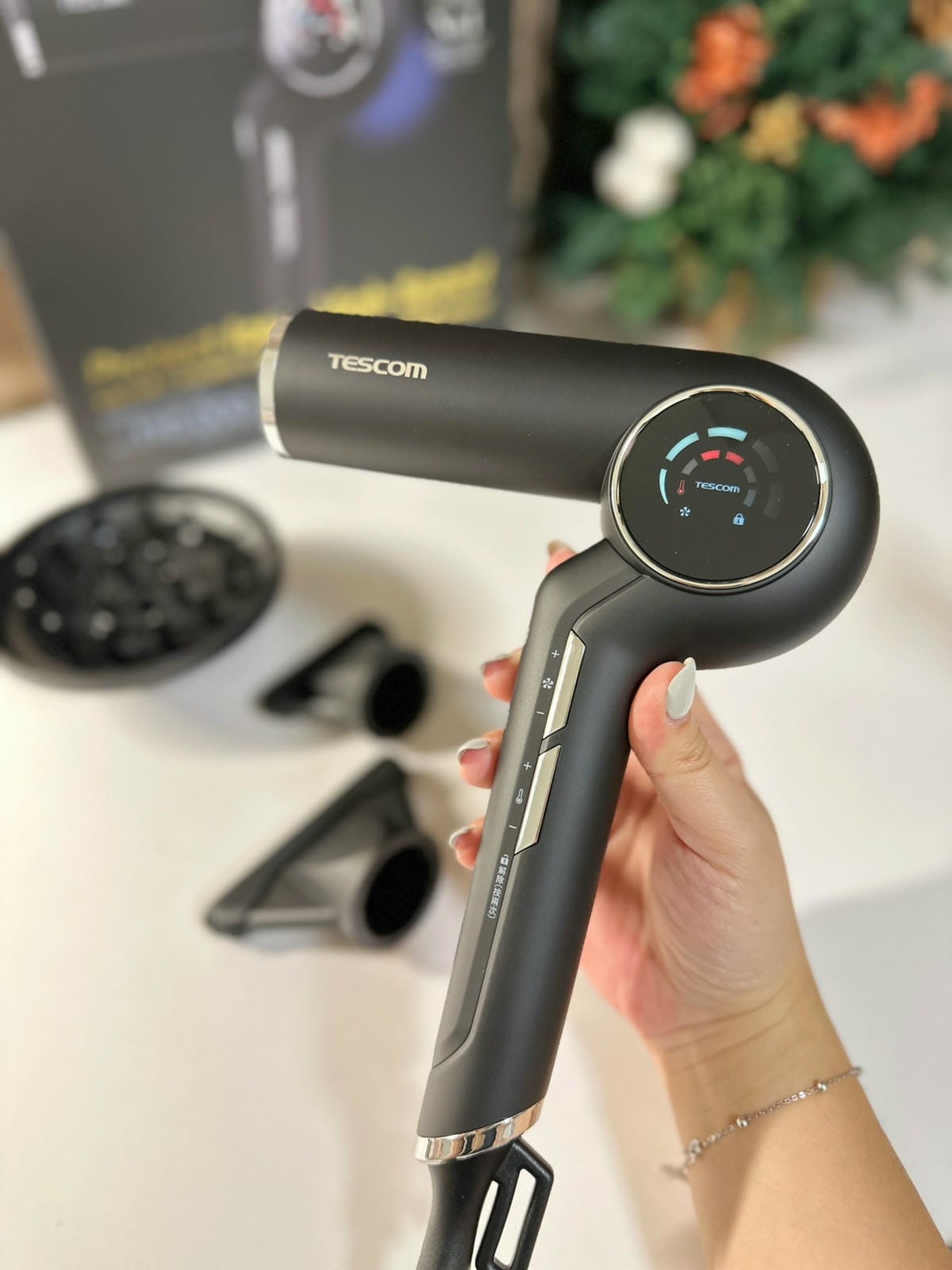 2023最新!日本TESCOM復古吹風機開箱!沙龍級速乾修護 2023最新!日本TESCOM復古吹風機開箱!沙龍級速乾修護