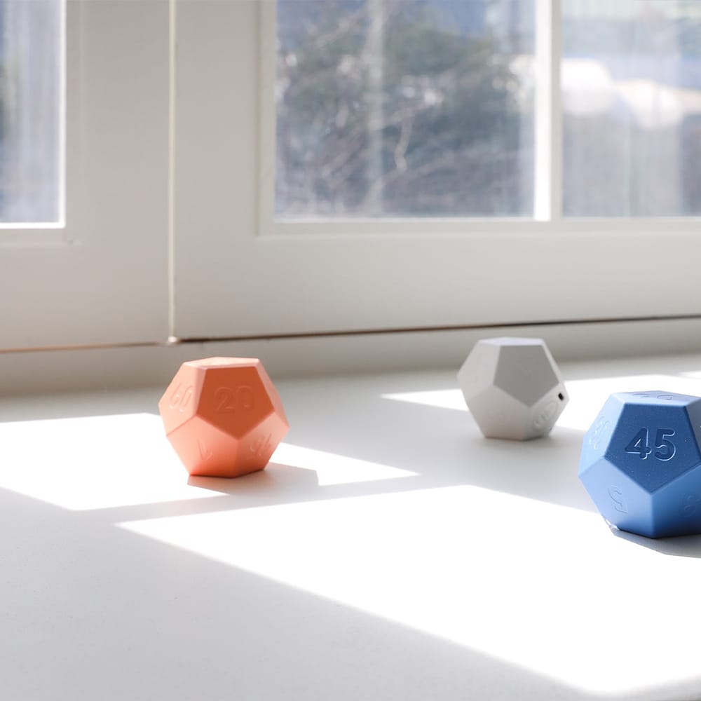 韓國居家小物/文具推薦:十二邊形定時器/可充電/定時器Moo 韓國居家小物/文具推薦:十二邊形定時器/可充電/定時器Moo