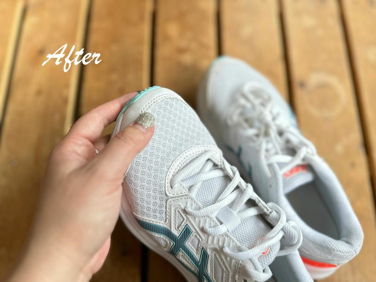 白鞋要怎麼洗乾淨?交給專業師傅手工洗鞋I Sneaker 2 白鞋要怎麼洗乾淨?交給專業師傅手工洗鞋I Sneaker 2