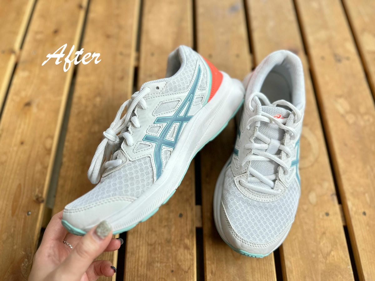 白鞋要怎麼洗乾淨?交給專業師傅手工洗鞋I Sneaker 2 白鞋要怎麼洗乾淨?交給專業師傅手工洗鞋I Sneaker 2