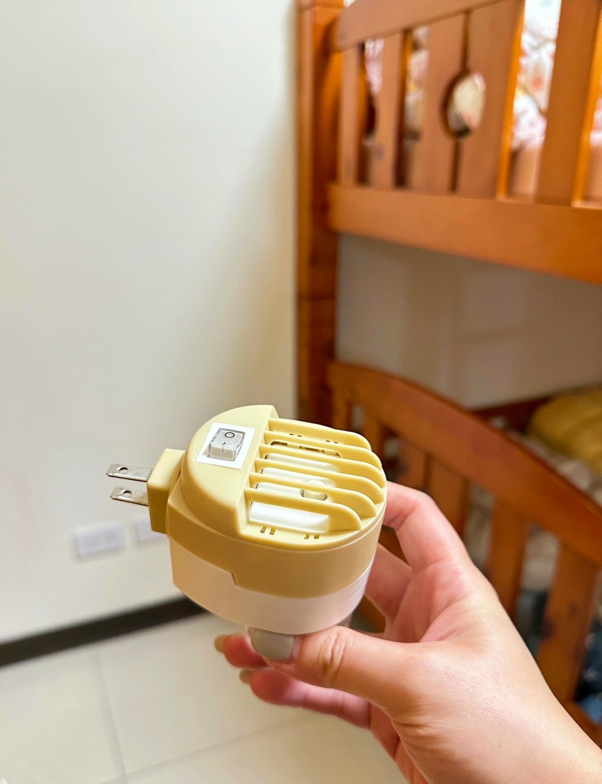 寶寶孕婦都OK:鱷魚蚊香推薦!水性無味液體電蚊香(簡約清新款 寶寶孕婦都OK:鱷魚蚊香推薦!水性無味液體電蚊香(簡約清新款