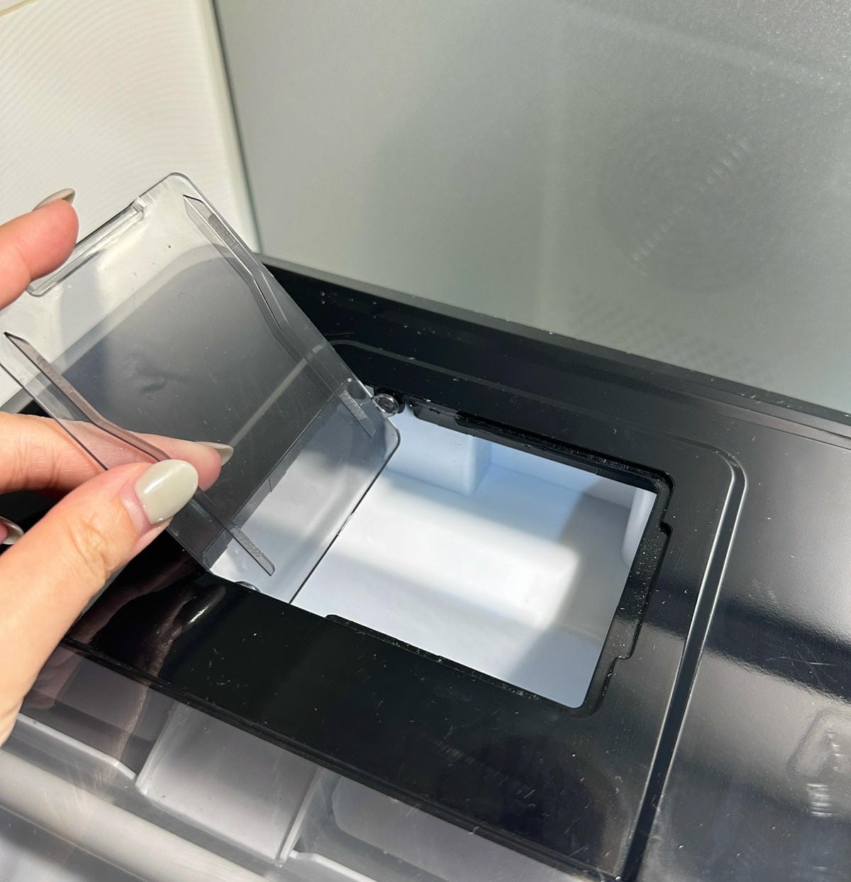 康馳製冰機評價:露營必備!15分鐘快速製冰【KOHZII 康 康馳製冰機評價:露營必備!15分鐘快速製冰【KOHZII 康