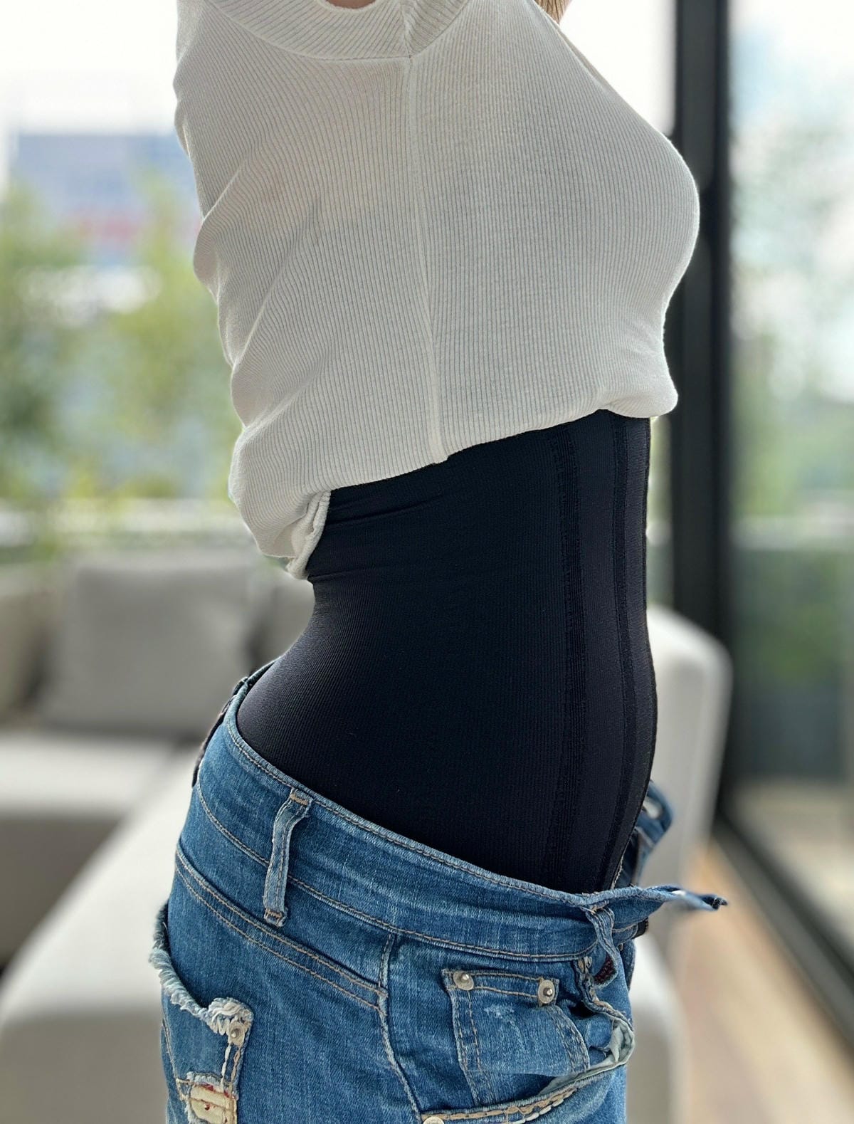 TIBI小妖褲開箱>>我穿過最棒的塑身衣義大利針織工藝!平 TIBI小妖褲開箱>>我穿過最棒的塑身衣義大利針織工藝!平