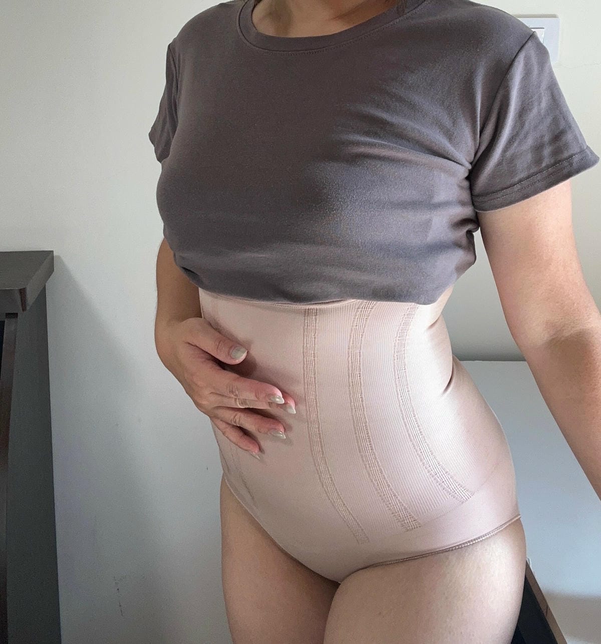 TIBI小妖褲開箱>>我穿過最棒的塑身衣義大利針織工藝!平 TIBI小妖褲開箱>>我穿過最棒的塑身衣義大利針織工藝!平