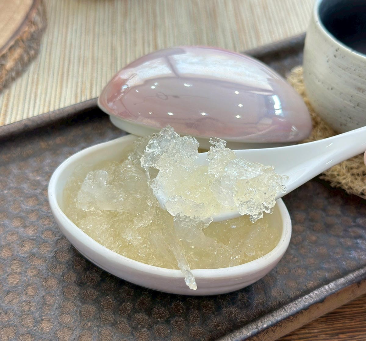 李向月連真正的燕窩:現燉越南會安燕窩 李向月連真正的燕窩:現燉越南會安燕窩