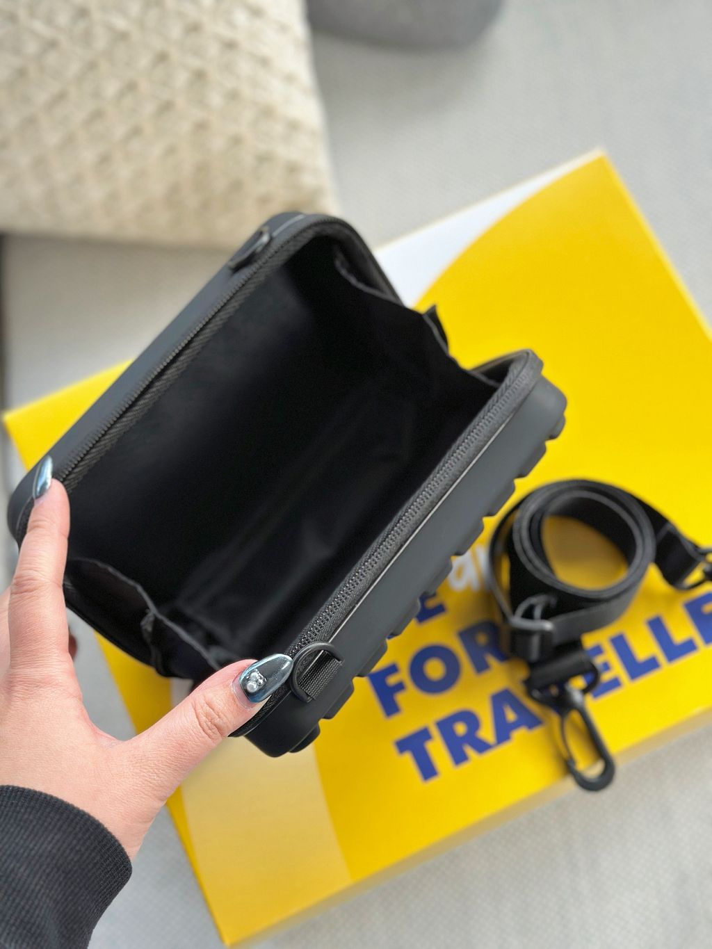 Travel Blue英國藍旅-旅行第一品牌,旅人最愛「旅途有型禮盒」防盜包+頸枕,輕鬆打造舒適旅程 - 第6張圖 Travel Blue英國藍旅-旅行第一品牌,旅人最愛「旅途有型禮盒」防盜包+頸枕,輕鬆打造舒適旅程