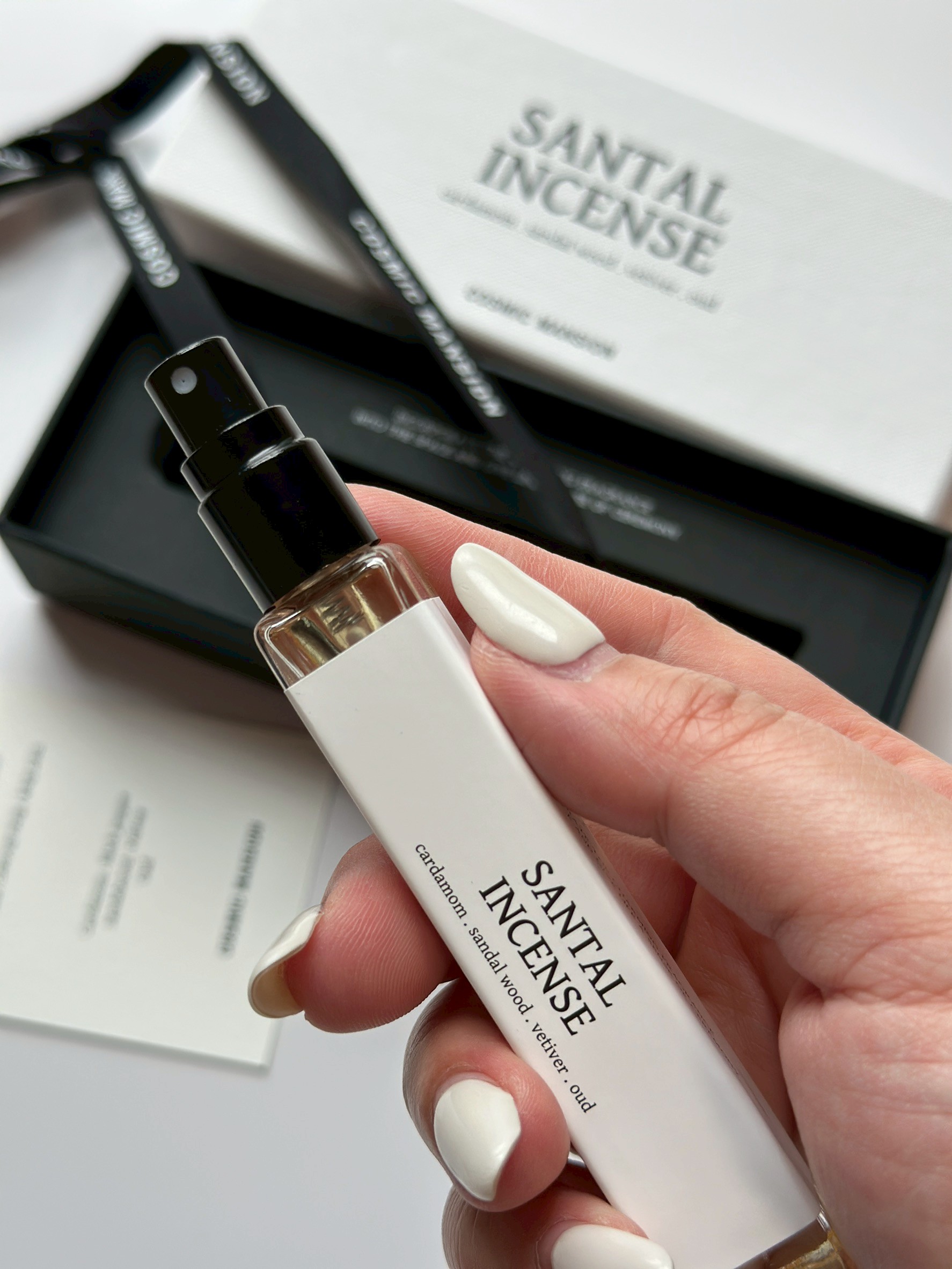 韓國香氛COSMIC MANSION｜木質調香水No.3 SANTAL INCENSE開箱